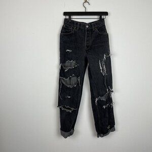 Vintage Levis 26501 1159 Black Distressed Mom Jean Button Fly Size 11 Made USA